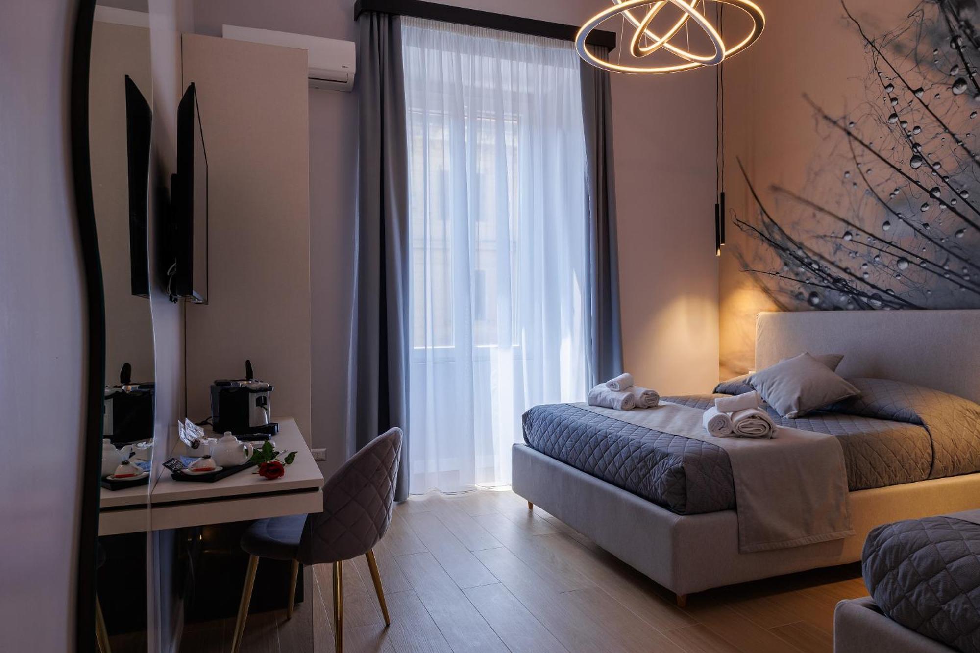 نابولي Maria Maruzzella B&B Luxury Suites المظهر الخارجي الصورة