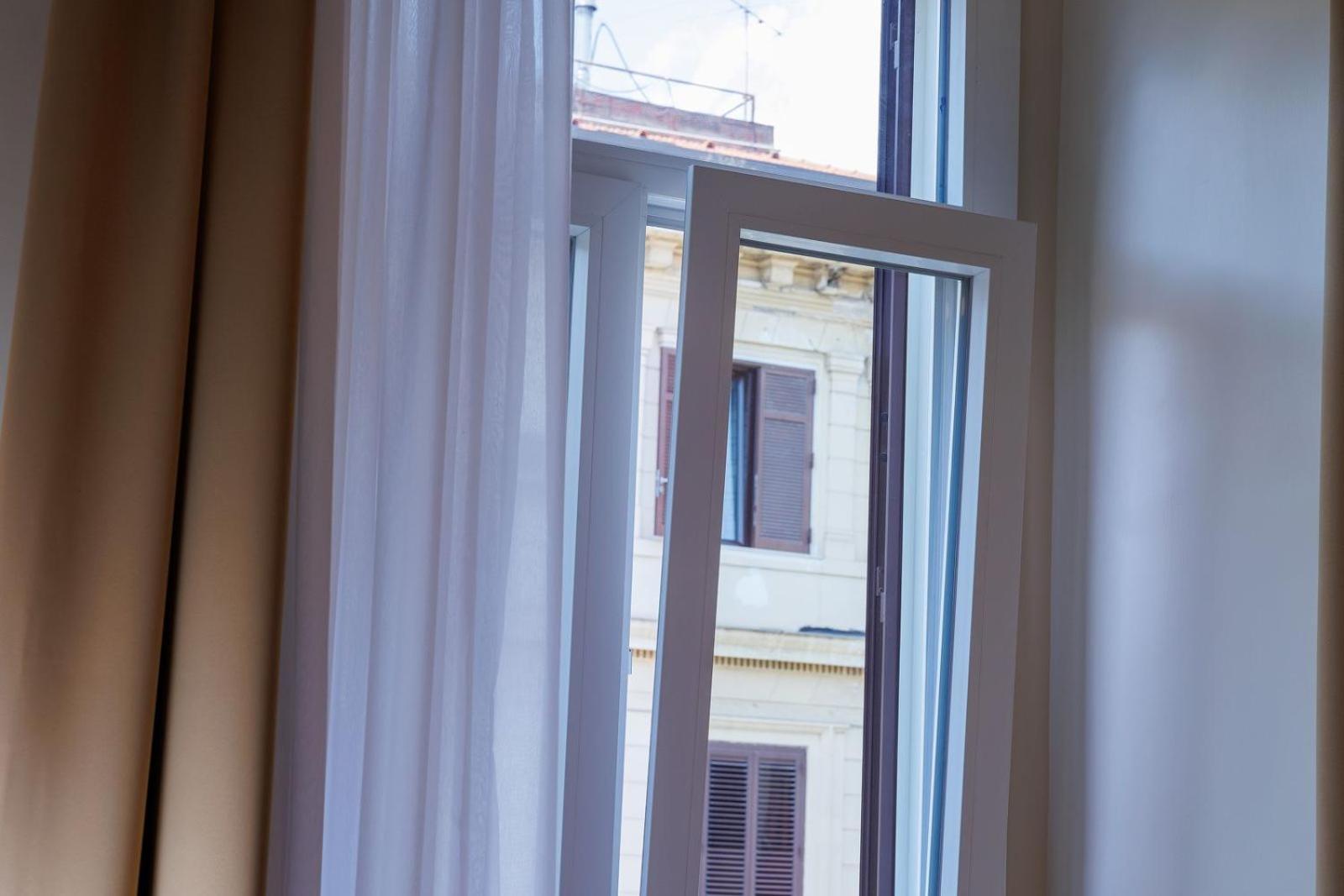 نابولي Maria Maruzzella B&B Luxury Suites المظهر الخارجي الصورة